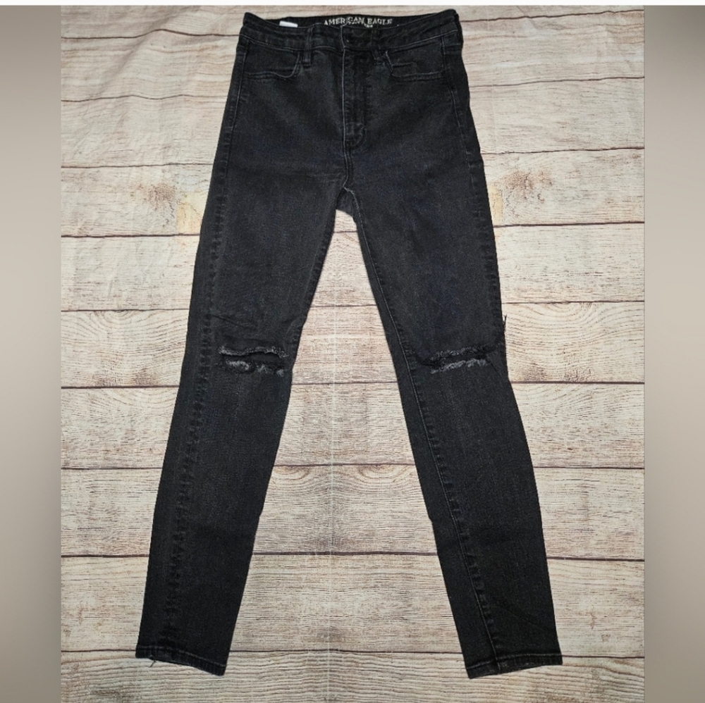 American Eagle Super High Rise Super Stretch Black Ripped Jegging Skinny Jeans